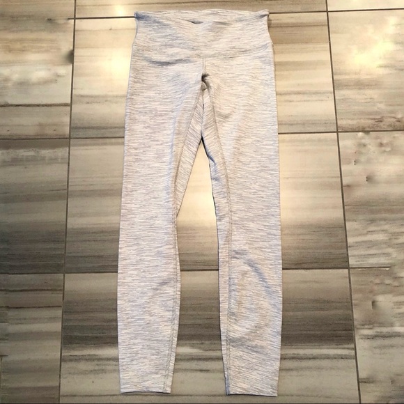 **SOLD** Lululemon Wunder Under (TAILORED) - Picture 4 of 6